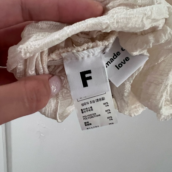 Stylenanda Ruched Lace Top - Picture 5 of 6